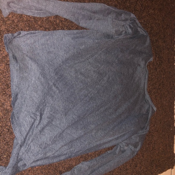 Long sleeve t shirt in good condition - Picture 1 of 1